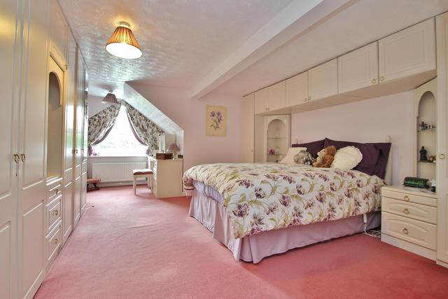 Image of 4 bedroom Detached house for sale in South Road Horsell Woking GU21 at Horsell Surrey Horsell, GU21 4JN