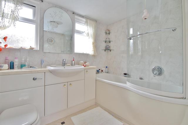  Image of 4 bedroom Detached house for sale in South Road Horsell Woking GU21 at Horsell Surrey Horsell, GU21 4JN