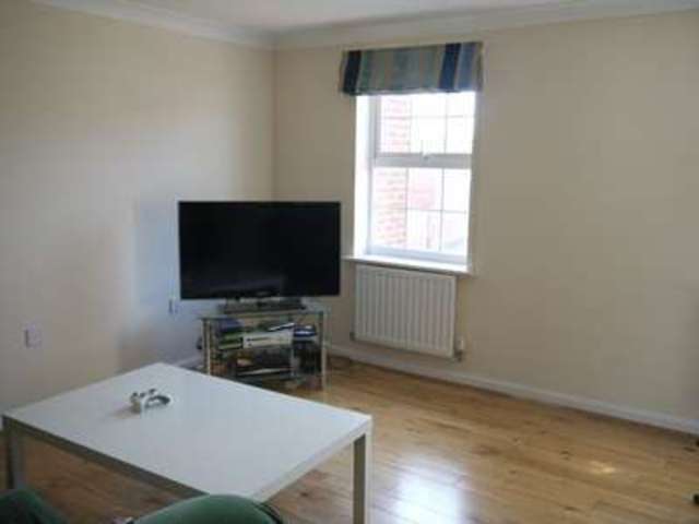  Image of 3 bedroom Detached house to rent in South Street Eastleigh SO50 at South Street  Eastleigh, SO50 5RP