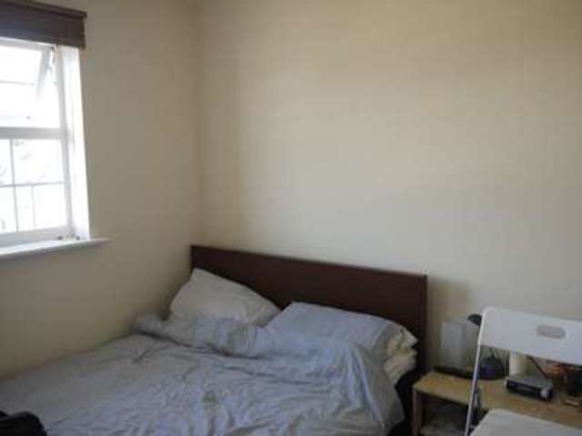  Image of 3 bedroom Detached house to rent in South Street Eastleigh SO50 at South Street  Eastleigh, SO50 5RP