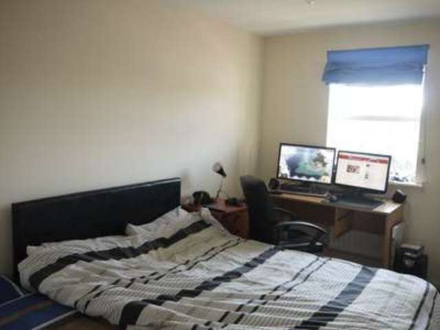 Image of 3 bedroom Detached house to rent in South Street Eastleigh SO50 at South Street  Eastleigh, SO50 5RP