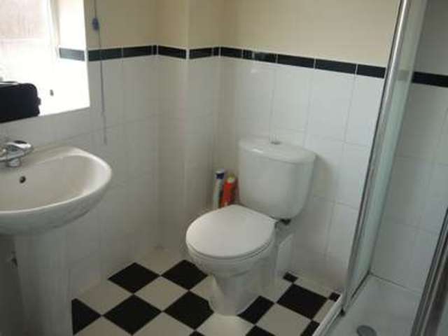  Image of 3 bedroom Detached house to rent in South Street Eastleigh SO50 at South Street  Eastleigh, SO50 5RP