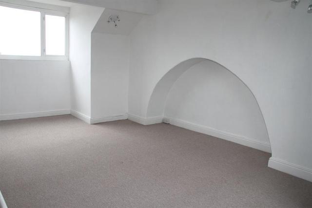  Image of 3 bedroom Terraced house for sale in South View Terrace Yeadon Leeds LS19 at Yeadon Leeds Yeadon, LS19 7QL