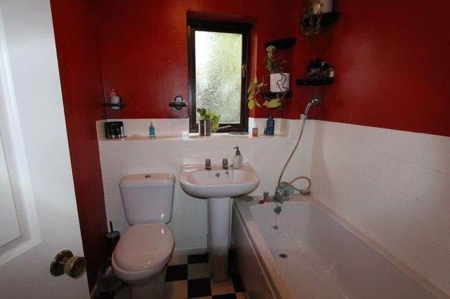  Image of 1 bedroom Flat to rent in Grove Place Southampton SO19 at Grove Place  Southampton, SO19 9QY