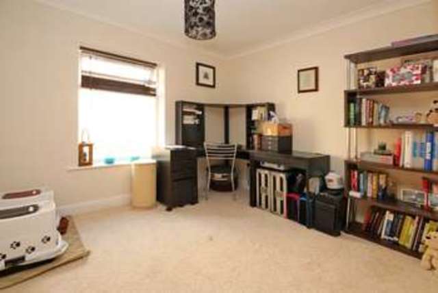  Image of 2 bedroom Apartment for sale in Southbourne Road Southbourne Bournemouth BH6 at Southbourne Road  Bournemouth, BH6 3QJ
