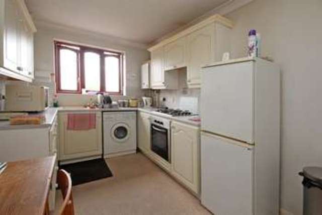 Image of 1 bedroom Flat for sale in Southbourne Road Southbourne Bournemouth BH6 at Southbourne Road  Bournemouth, BH6 5AG