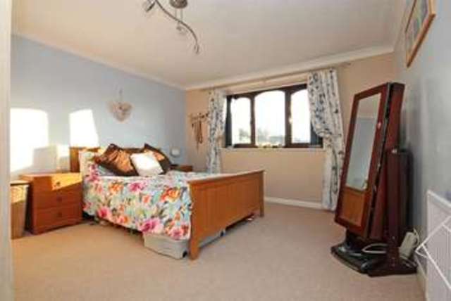  Image of 1 bedroom Flat for sale in Southbourne Road Southbourne Bournemouth BH6 at Southbourne Road Southbourne Bournemouth, BH6 5AG