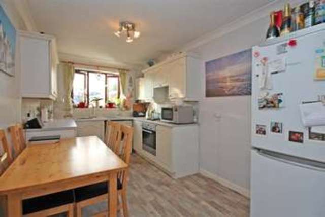  Image of 1 bedroom Flat for sale in Southbourne Road Southbourne Bournemouth BH6 at Southbourne Road Southbourne Bournemouth, BH6 5AG