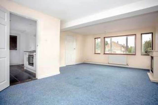  Image of 3 bedroom Terraced house for sale in Southleigh Road Emsworth PO10 at Southleigh Road  Emsworth, PO10 7TF