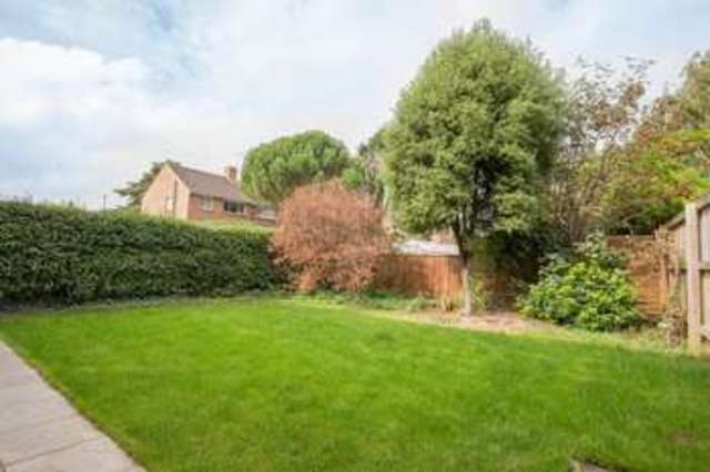  Image of 3 bedroom Terraced house for sale in Southleigh Road Emsworth PO10 at Southleigh Road  Emsworth, PO10 7TF