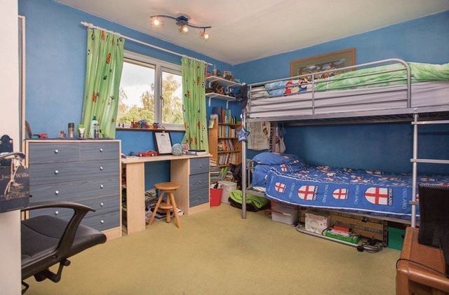  Image of 3 bedroom Terraced house for sale in Southleigh Road Emsworth PO10 at Southleigh Road  Emsworth, PO10 7TF