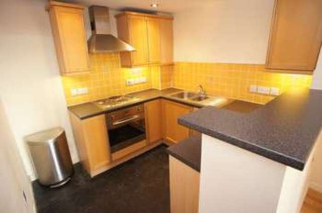  Image of 2 bedroom Flat to rent in Southwell Close Chafford Hundred Grays RM16 at Southwell Close Chafford Hundred Grays, RM16 6AZ
