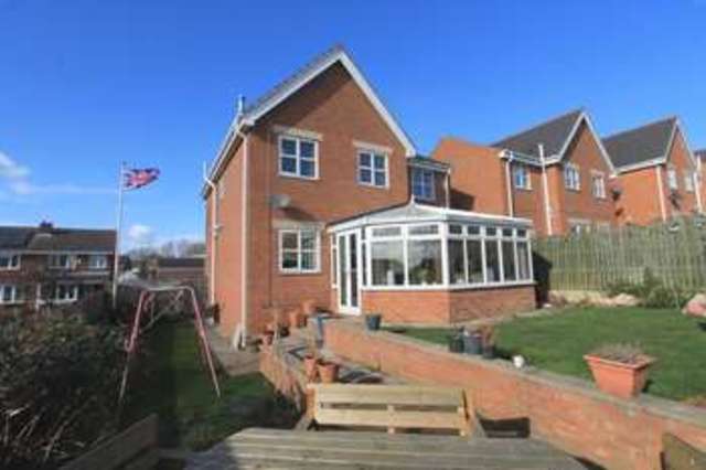  Image of 4 bedroom Detached house for sale in Sparkfields Mapplewell Barnsley S75 at Mapplewell Barnsley Mapplewell, S75 6BH