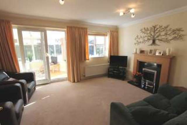  Image of 4 bedroom Detached house for sale in Sparkfields Mapplewell Barnsley S75 at Mapplewell Barnsley Mapplewell, S75 6BH