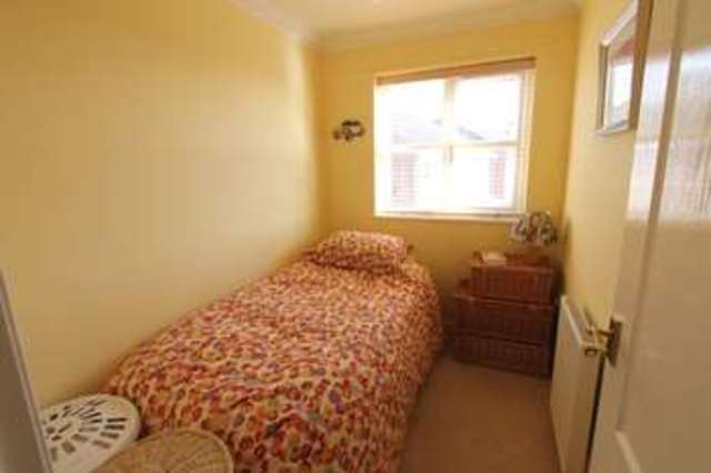  Image of 4 bedroom Detached house for sale in Sparkfields Mapplewell Barnsley S75 at Mapplewell Barnsley Mapplewell, S75 6BH