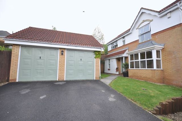  Image of 4 bedroom Detached house for sale in Spencer Drive Midsomer Norton Radstock BA3 at Spencer Drive Midsomer Norton Radstock, BA3 2DN