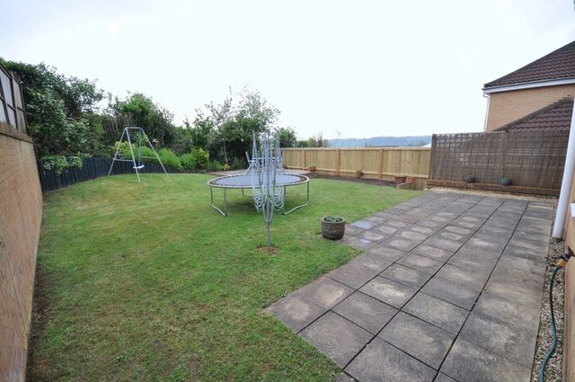  Image of 4 bedroom Detached house for sale in Spencer Drive Midsomer Norton Radstock BA3 at Spencer Drive Midsomer Norton Radstock, BA3 2DN