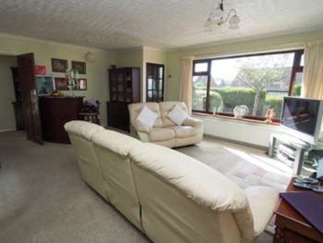  Image of 4 bedroom Detached house for sale in Spencer Road Chapel-En-Le-Frith High Peak SK23 at Chapel en le Frith  High Peak, SK23 9SB