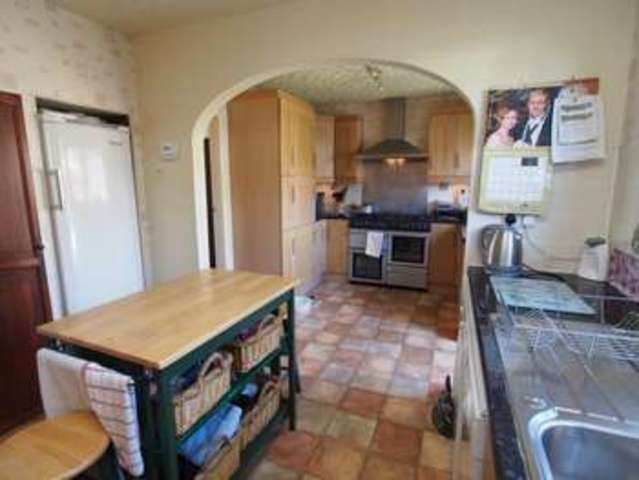  Image of 4 bedroom Detached house for sale in Spencer Road Chapel-En-Le-Frith High Peak SK23 at Chapel en le Frith  High Peak, SK23 9SB