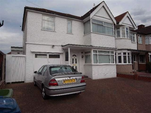  Image of 4 bedroom Semi-Detached house to rent in Spinnells Road Harrow HA2 at Spinnells Road Rayners Lane Rayners Lane, HA2 9RA