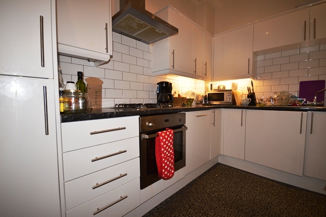  Image of 3 bedroom Flat to rent in Spottiswoode Road Edinburgh EH9 at Marchmont Edinburgh Edinburgh, EH9 1BH