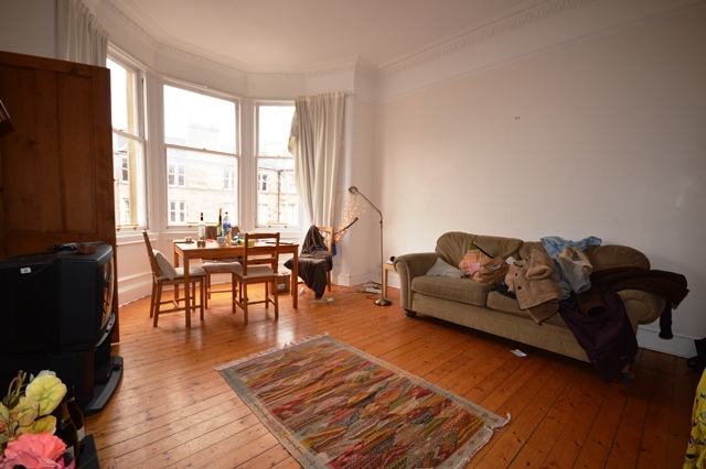  Image of 3 bedroom Flat to rent in Spottiswoode Road Edinburgh EH9 at Marchmont Edinburgh Edinburgh, EH9 1BH