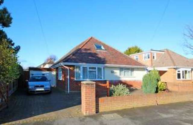  Image of 4 bedroom Chalet for sale in Springfield Avenue Southbourne Bournemouth BH6 at Springfield Avenue Hengistbury Head Bournemouth, BH6 4EB