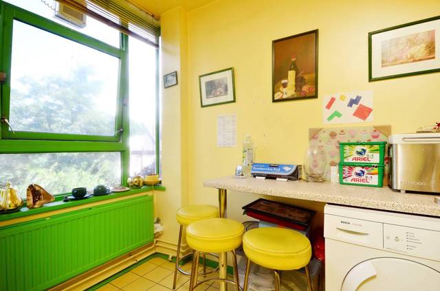  Image of 2 bedroom Flat for sale in Springfield London E5 at Springfield  Upper Clapton, E5 9DX