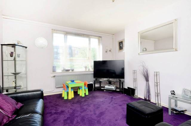  Image of 2 bedroom Flat for sale in Springfield London E5 at Springfield  Upper Clapton, E5 9DX