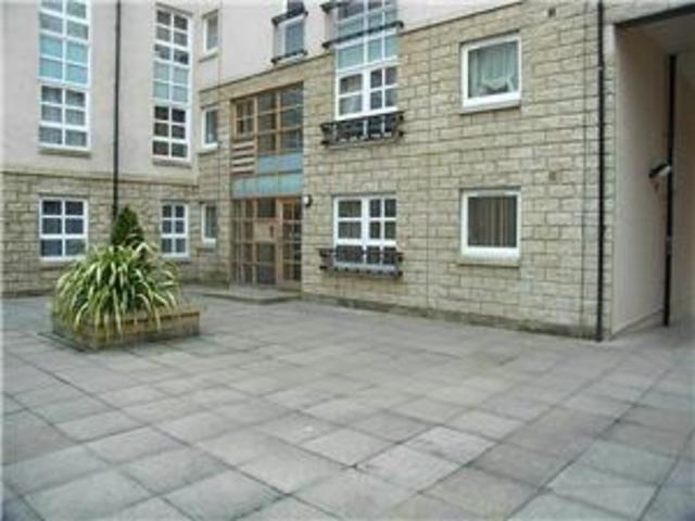  Image of 2 bedroom Flat to rent in Springfield Street Edinburgh EH6 at Leith Edinburgh Edinburgh, EH6 5DE
