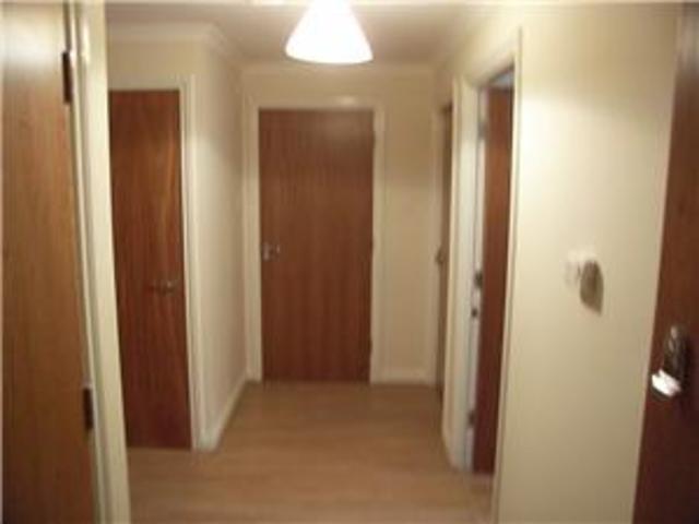  Image of 2 bedroom Flat to rent in Springfield Street Edinburgh EH6 at Leith Edinburgh Edinburgh, EH6 5DE