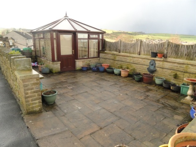  Image of 2 bedroom Flat for sale in Haworth Road Allerton Bradford BD15 at Sandy Lane, BD15 9LL