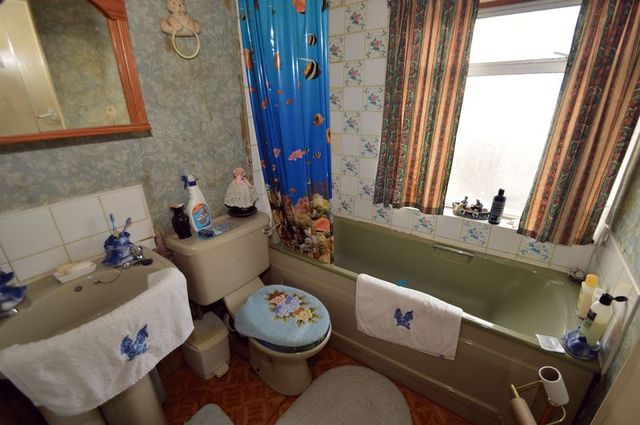  Image of 3 bedroom Semi-Detached house for sale in Springthorpe Road Erdington Birmingham B24 at Springthorpe Road Erdington Birmingham, B24 0SG