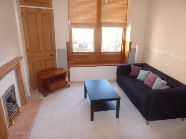  Image of 1 bedroom Flat to rent in Springvalley Terrace Edinburgh EH10 at Morningside Edinburgh Edinburgh, EH10 4QA