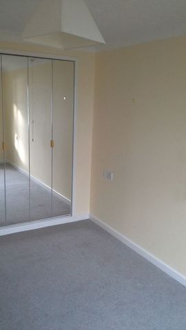  Image of 2 bedroom Retirement Property for sale in De Moulham Road Swanage BH19 at 15 De Moulham Road  Swanage, BH19 1NS