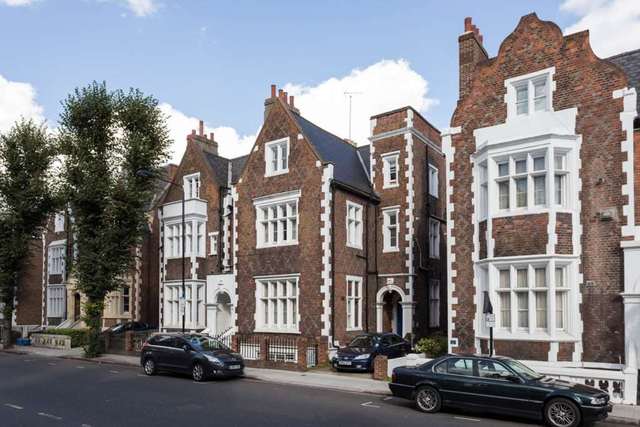  Image of Studio flat to rent in St. Anns Villas London W11 at St Anns Villas Holland Park London, W11 4RS