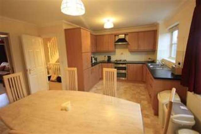  Image of 4 bedroom Town House for sale in St. Anthonys Crescent Ipswich IP4 at Ipswich, IP4 4SY