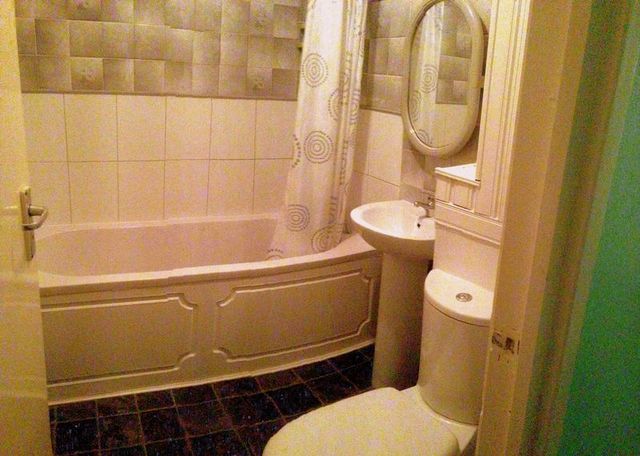 Image of 5 bedroom Terraced house to rent in St. Clement Close Cowley Uxbridge UB8 at St Clement Close  Uxbridge, UB8 3SS