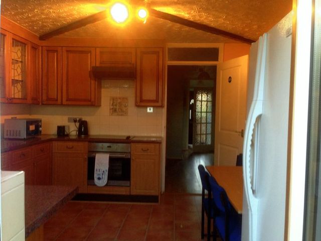  Image of 5 bedroom Terraced house to rent in St. Clement Close Cowley Uxbridge UB8 at St Clement Close  Uxbridge, UB8 3SS