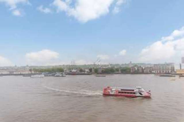  Image of 3 bedroom Flat for sale in St. Davids Square London E14 at Canary Wharf, E14 3WA