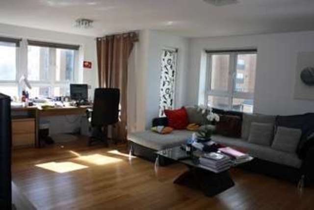  Image of 2 bedroom Flat for sale in St. Davids Square London E14 at Docklands, E14 3WG