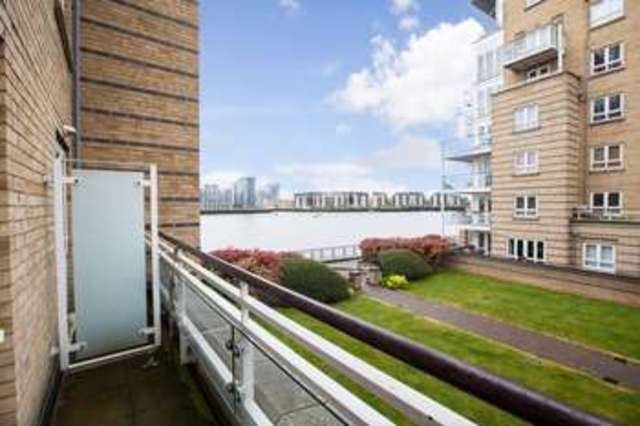  Image of 2 bedroom Flat for sale in St. Davids Square London E14 at Docklands, E14 3WE