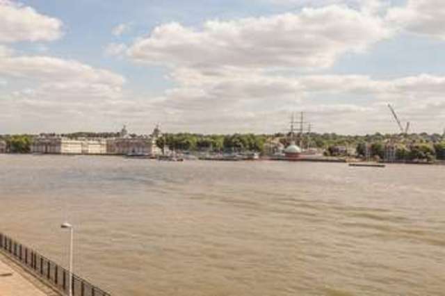  Image of 2 bedroom Flat for sale in St. Davids Square London E14 at London, E14 3WE