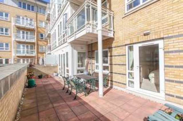 Image of 2 bedroom Flat for sale in St. Davids Square London E14 at London, E14 3WF