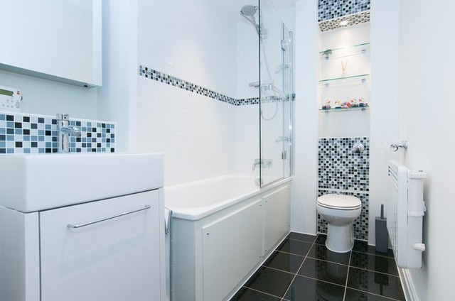  Image of 2 bedroom Flat for sale in St. Davids Square London E14 at London, E14 3WG