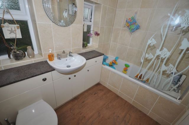  Image of 3 bedroom Terraced house for sale in St. Dunstans Park Baltonsborough Glastonbury BA6 at St Dunstans Park Baltonsborough Glastonbury, BA6 8PZ