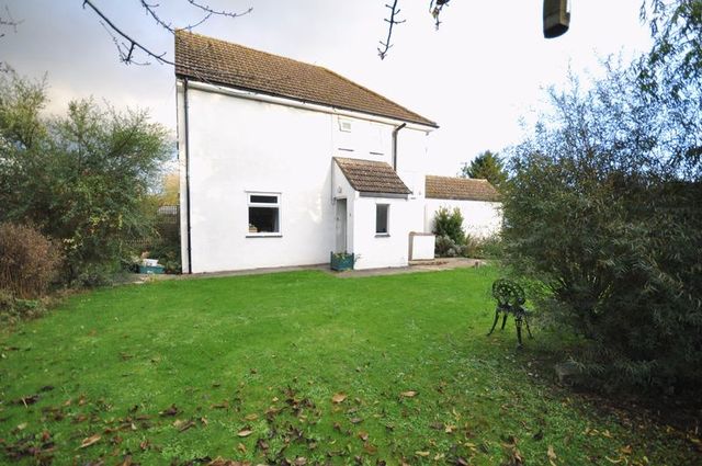  Image of 3 bedroom Terraced house for sale in St. Dunstans Park Baltonsborough Glastonbury BA6 at St Dunstans Park Baltonsborough Glastonbury, BA6 8PZ