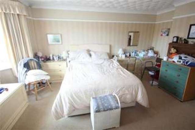  Image of 4 bedroom Bungalow for sale in St. Georges Road Old Felixstowe Felixstowe IP11 at Old Felixstowe, IP11 9PL