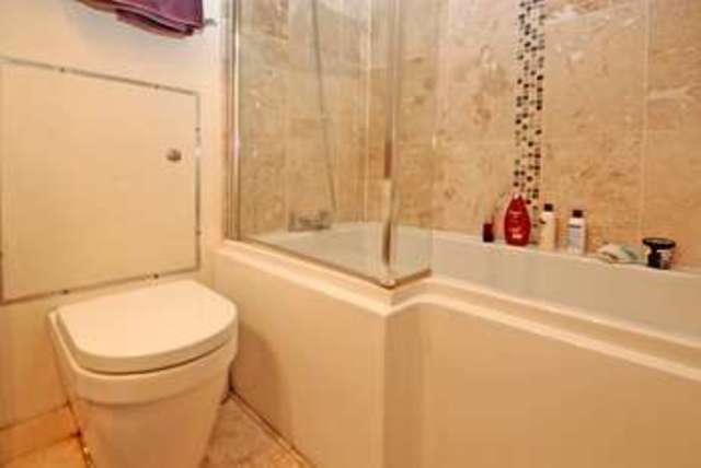  Image of 2 bedroom Flat for sale in St. Johns Road Pokesdown Bournemouth BH5 at St Johns Road Boscombe Bournemouth, BH5 1EQ