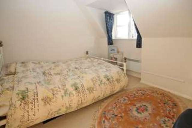  Image of 2 bedroom Flat for sale in St. Johns Road Pokesdown Bournemouth BH5 at St Johns Road Boscombe Bournemouth, BH5 1EQ